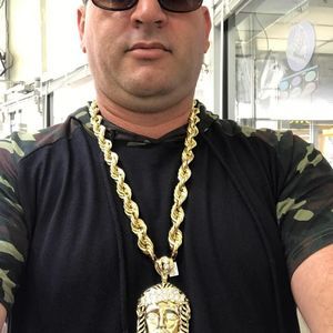 Meet your Posher, Rodolfo